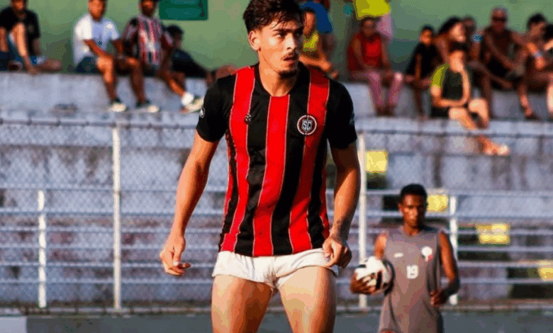 atacante santa cruz