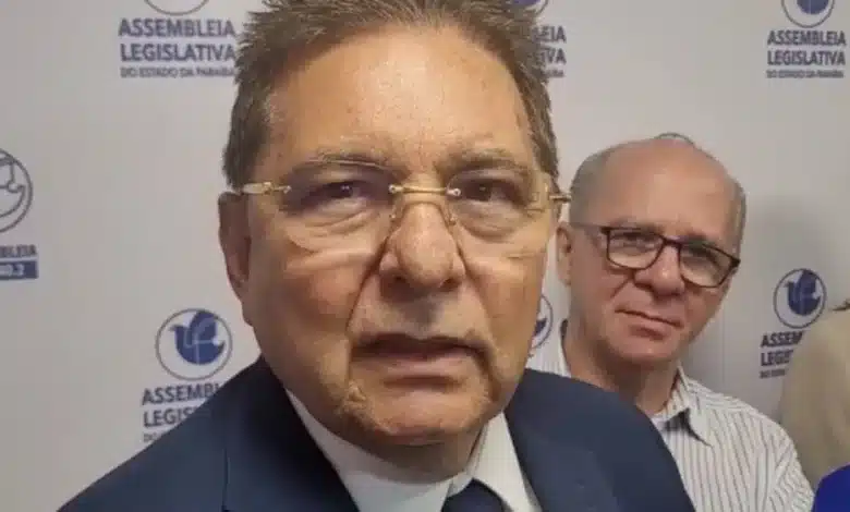 adriano galdino.jpg