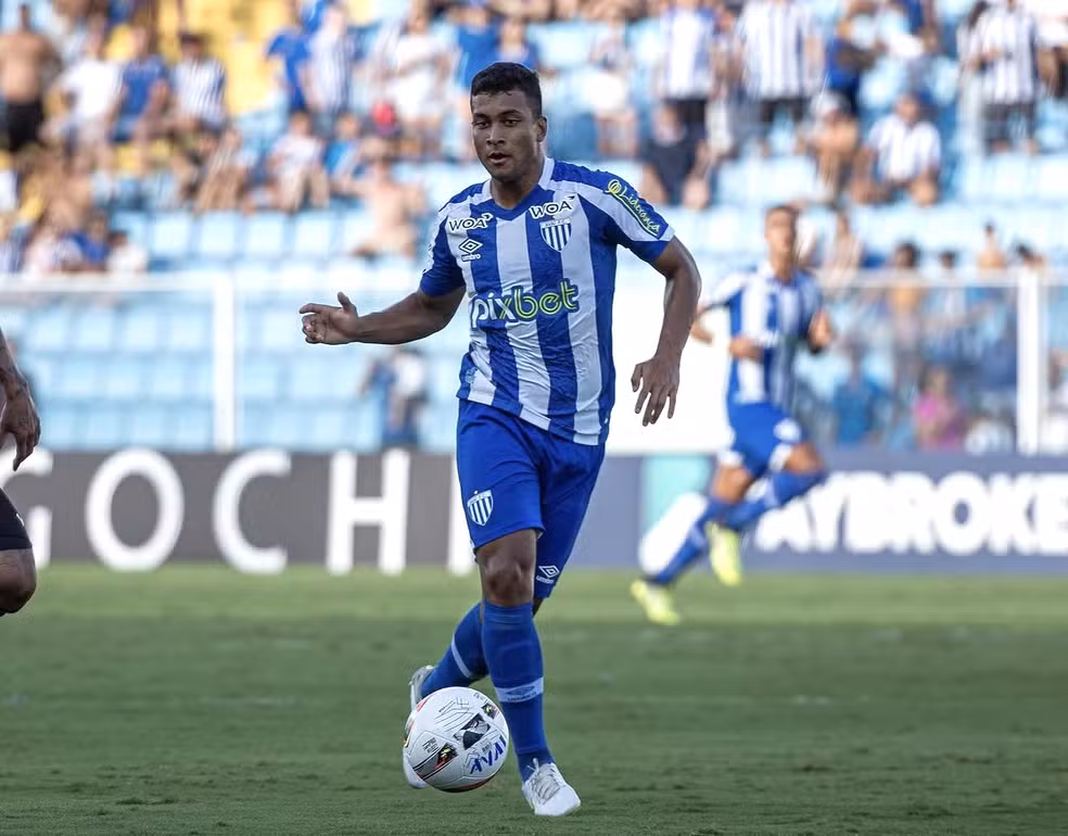victor avai treze